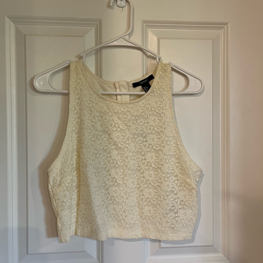 NWT Forever 21 cropped ivory blouse women’s large